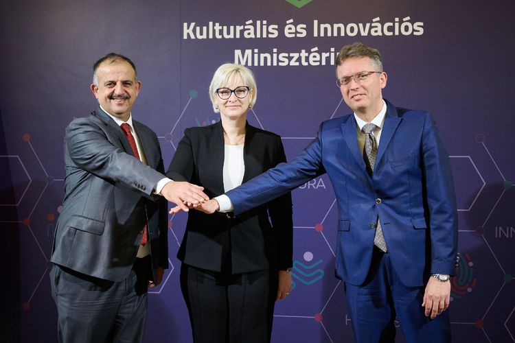 Indul a „három az egyben” képzés